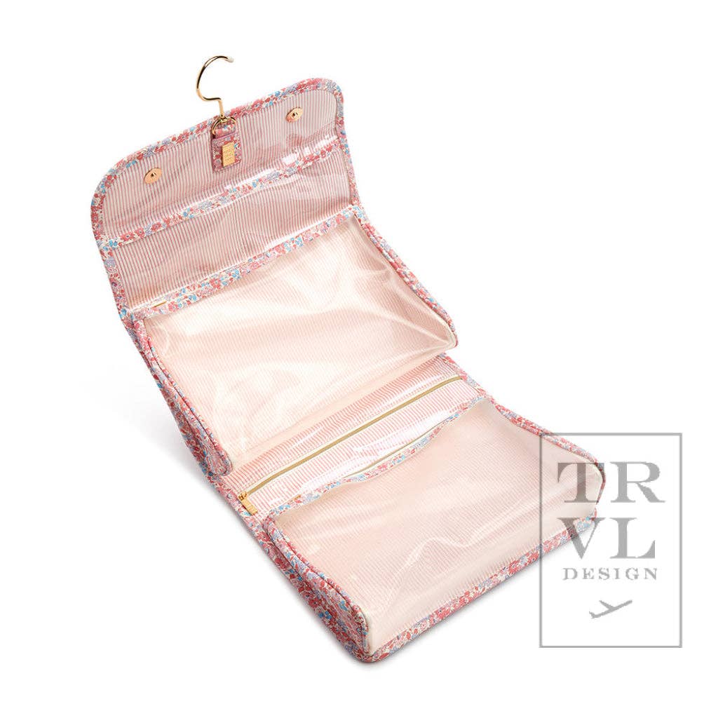 Luxe Hanging Toiletry Case Marseille With Pink Pinstripe
