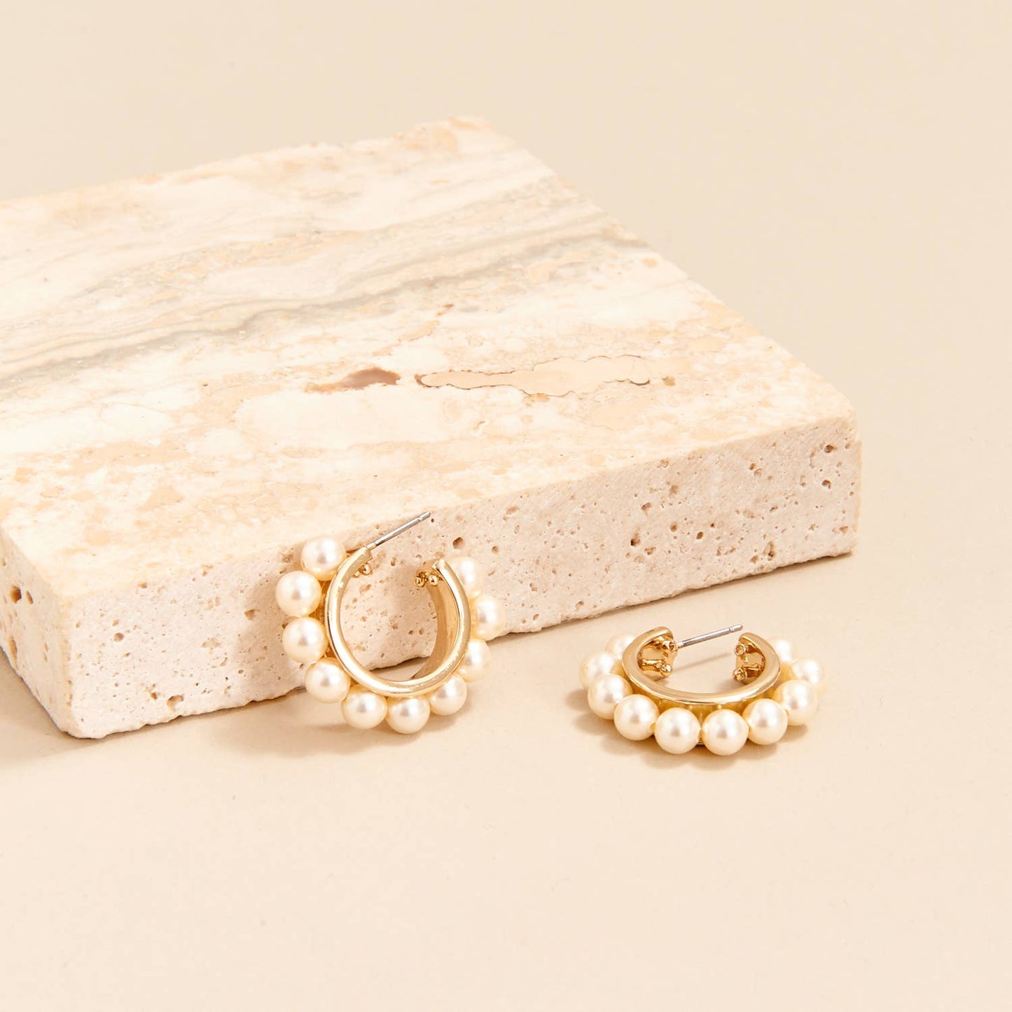 Wynnie Pearl Hoop White Gold