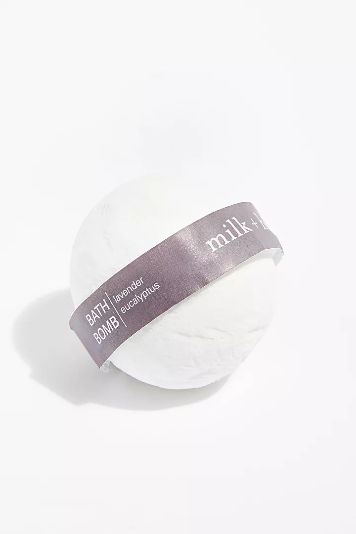 No. 8 Lavender + Eucalyptus Bath Bomb