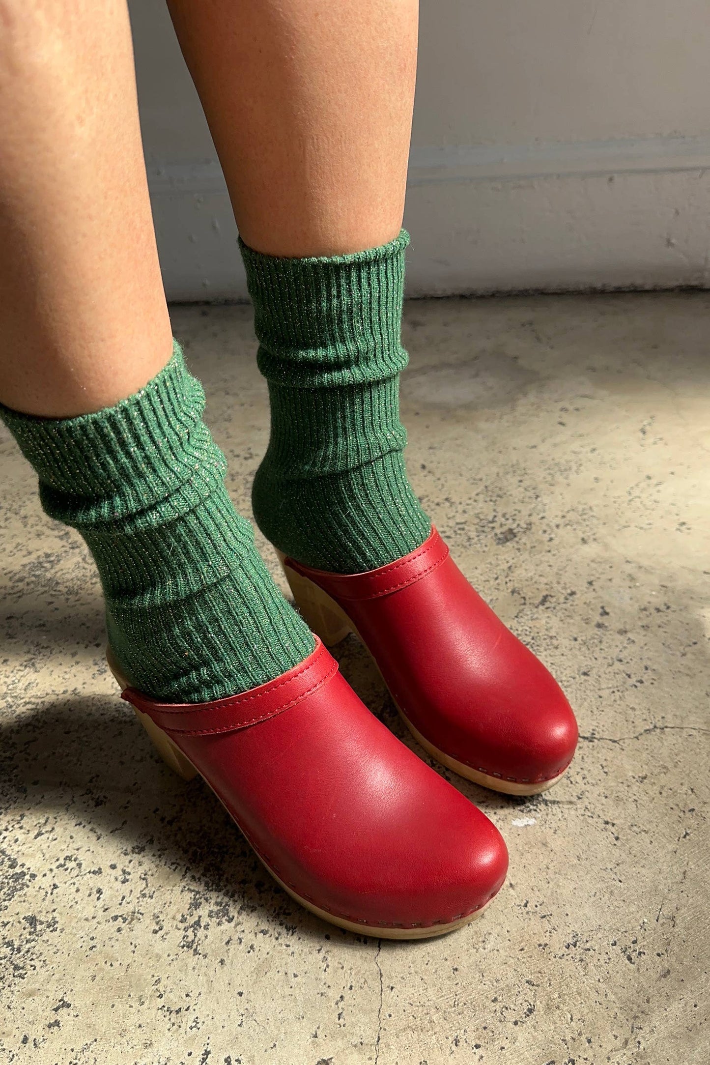 Winter Sparkle Socks: Nutmeg
