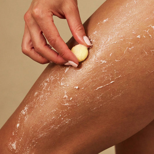 Amber & Vanilla Pebble | Deep Moisturizing Bath & Shower Oil